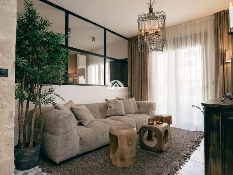 Apartment for Sale in Torrevieja Torrevieja, Alicante 1