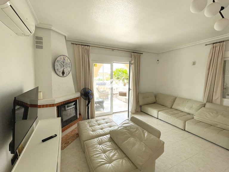 Villa for Sale in Ciudad Quesada Rojales - Ciudad Quesada, Alicante 5
