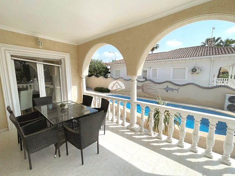 Villa for Sale in Ciudad Quesada Rojales - Ciudad Quesada, Alicante 12