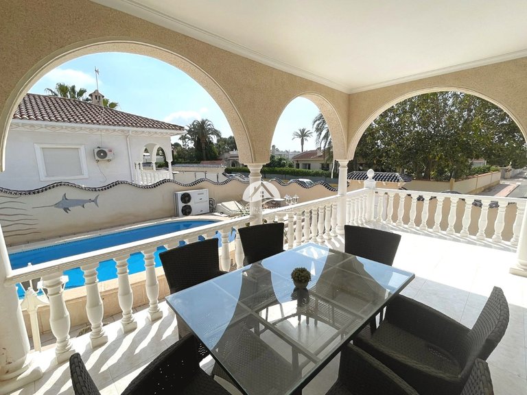 Villa for Sale in Ciudad Quesada Rojales - Ciudad Quesada, Alicante 14