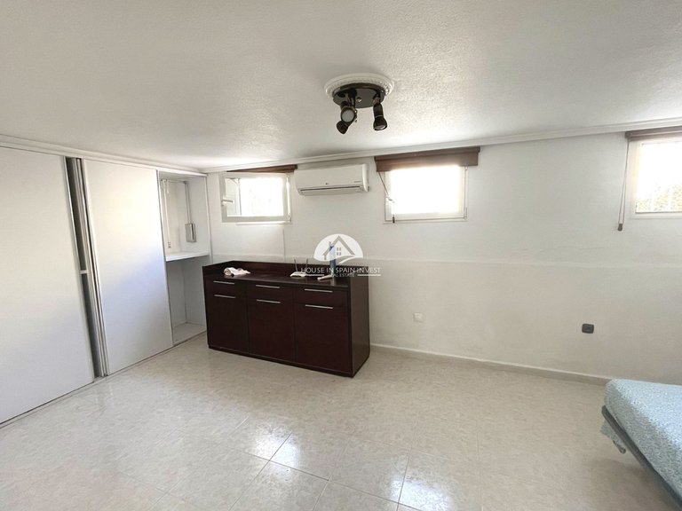 Villa for Sale in Ciudad Quesada Rojales - Ciudad Quesada, Alicante 24