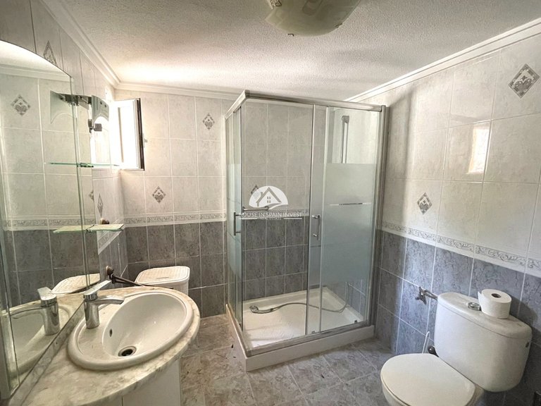 Villa for Sale in Ciudad Quesada Rojales - Ciudad Quesada, Alicante 27