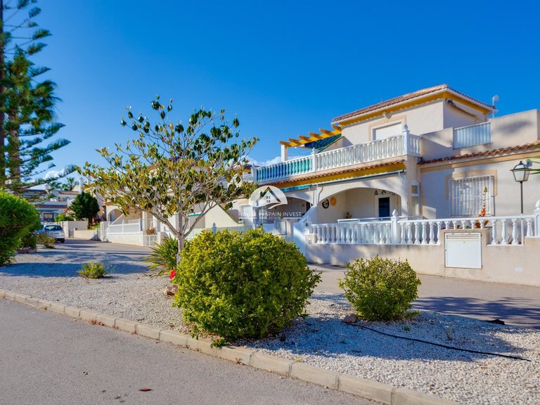 Town House for Sale in Villamartín - Las Filipinas Orihuela Costa, Alicante 2