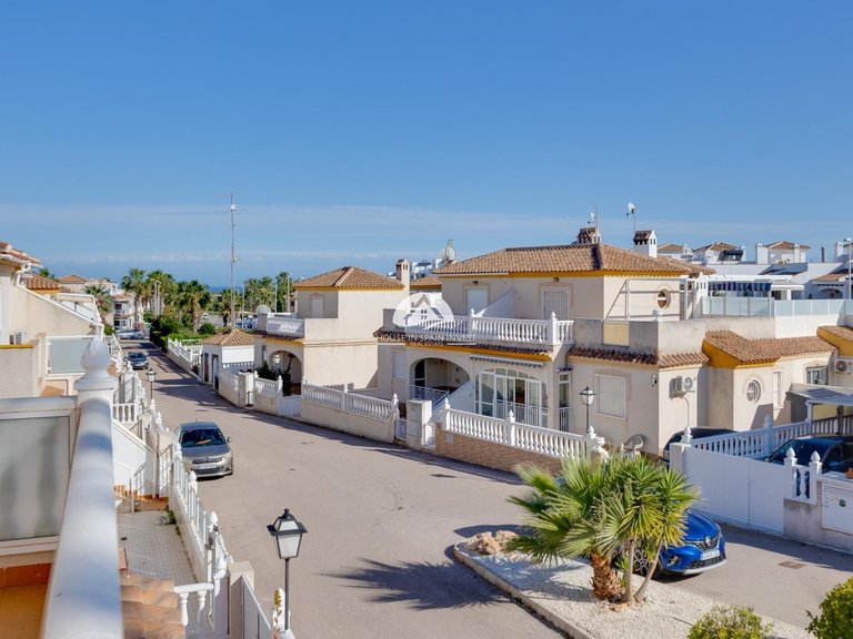 Town House for Sale in Villamartín - Las Filipinas Orihuela Costa, Alicante 19