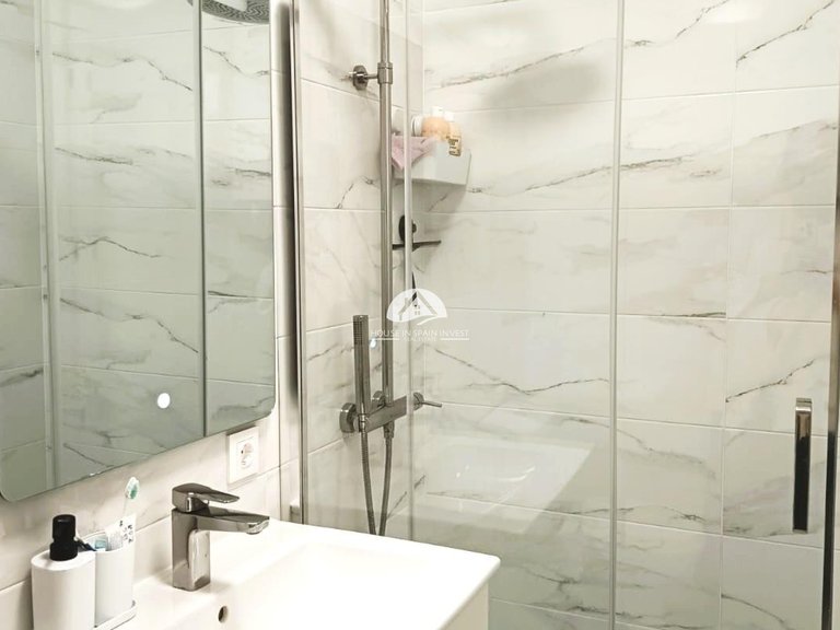 Apartment for Sale in El Acequion - Los Náufragos Torrevieja, Alicante 12
