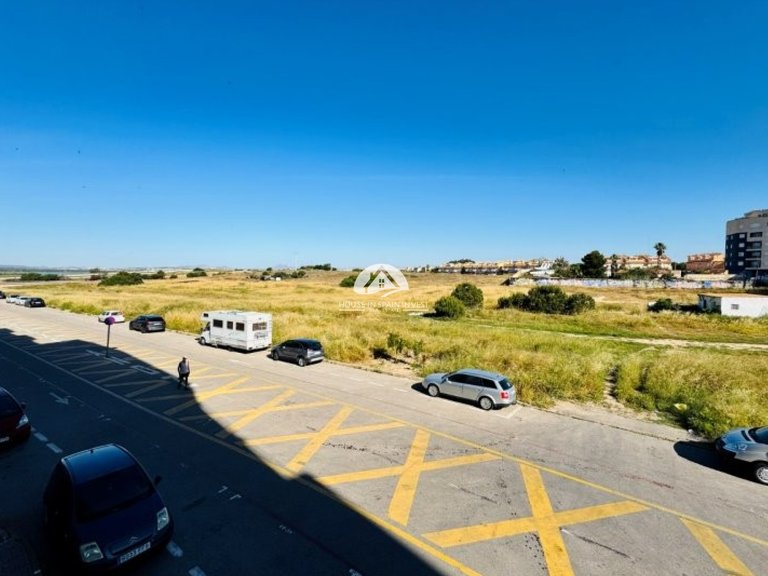 Apartment for Sale in La Mata Torrevieja, Alicante 22
