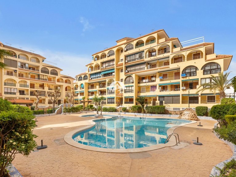 Apartment for Sale in La Mata Torrevieja, Alicante 17