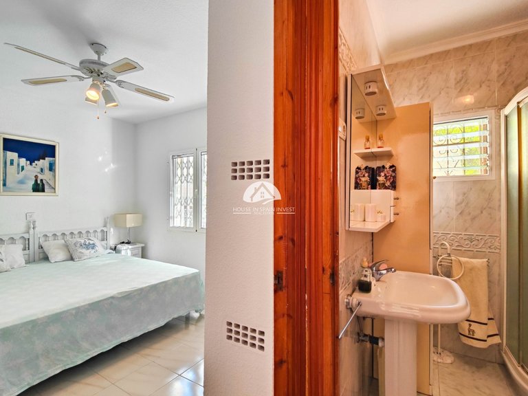 Town House for Sale in Nueva Torrevieja Torrevieja, Alicante 34