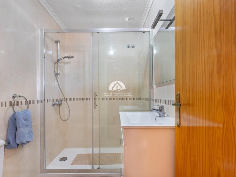 Apartment for Sale in La Mata Torrevieja, Alicante 16