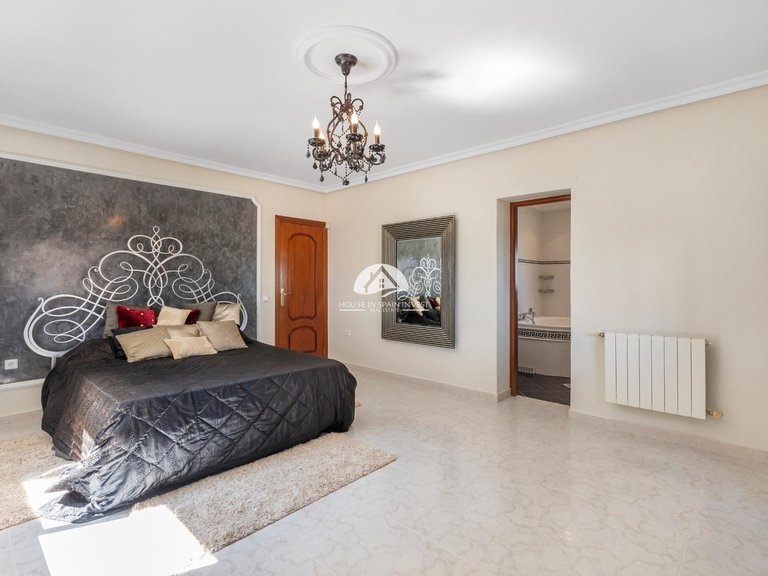 Villa for Sale in Rojales Rojales - Ciudad Quesada, Alicante 11
