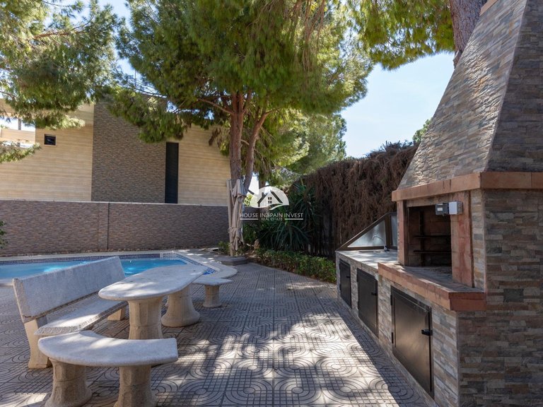 Villa for Sale in Rojales Rojales - Ciudad Quesada, Alicante 25