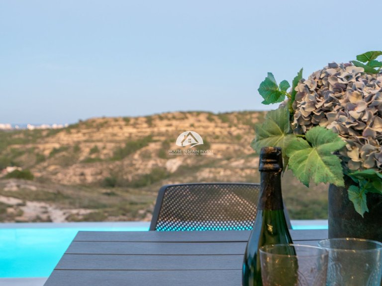 Villa for Sale in Rojales Rojales - Ciudad Quesada, Alicante 6