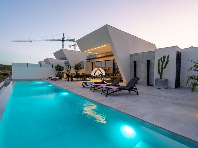 Villa for Sale in Rojales Rojales - Ciudad Quesada, Alicante 11