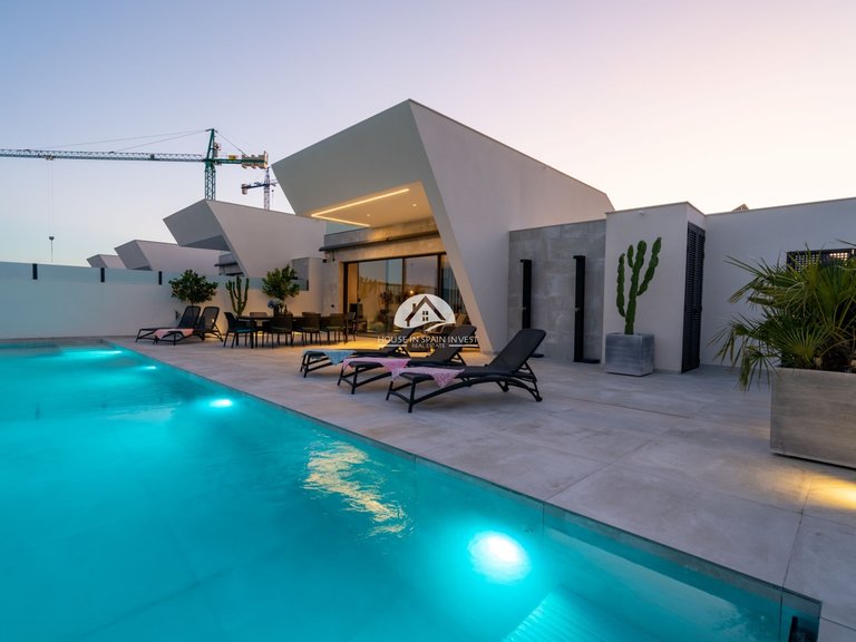 Villa for Sale in Rojales Rojales - Ciudad Quesada, Alicante 12