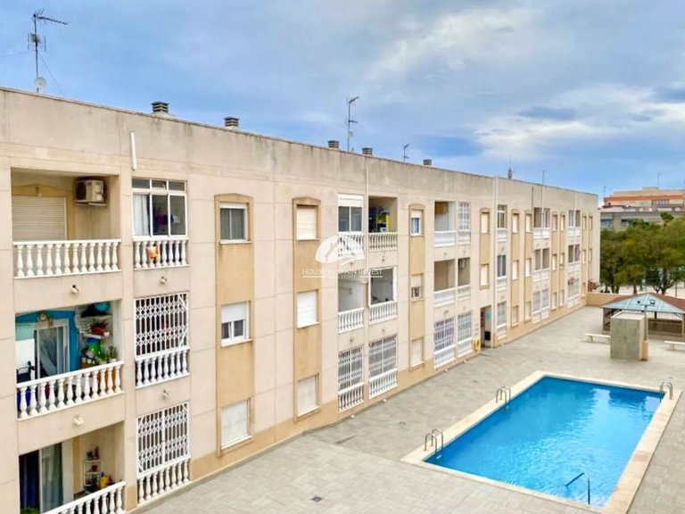 Apartment for Sale in Antonio Machado Torrevieja, Alicante 2