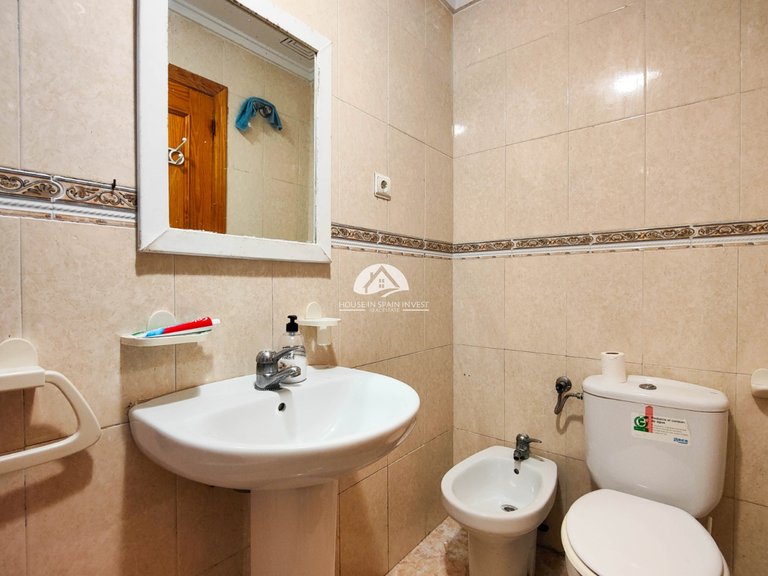 Apartment for Sale in Antonio Machado Torrevieja, Alicante 19