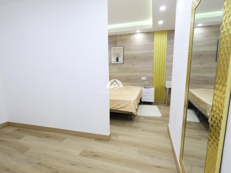 Apartment for Sale in Centro Torrevieja, Alicante 11