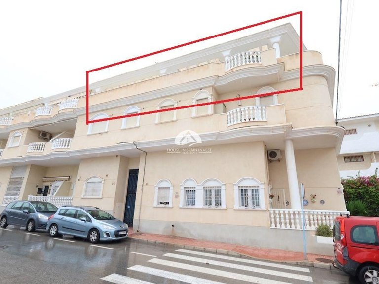 Penthouse for Sale in Playa del Cura Torrevieja, Alicante 1