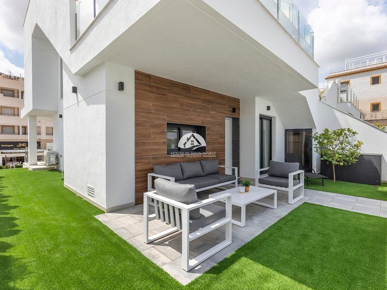Apartment for Sale in Entre Naranjos Vistabella Golf Vistabella Golf, Alicante 6