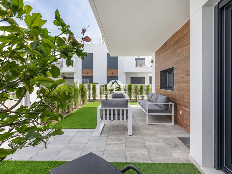 Apartment for Sale in Entre Naranjos Vistabella Golf Vistabella Golf, Alicante 8