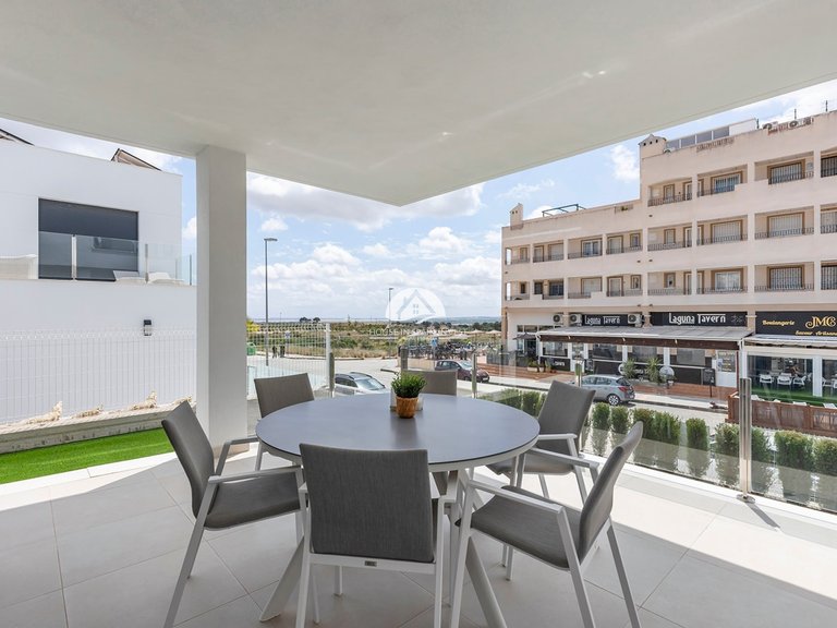 Apartment for Sale in Entre Naranjos Vistabella Golf Vistabella Golf, Alicante 15