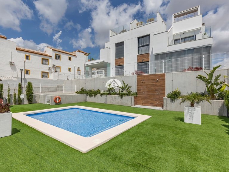 Apartment for Sale in Entre Naranjos Vistabella Golf Vistabella Golf, Alicante 39