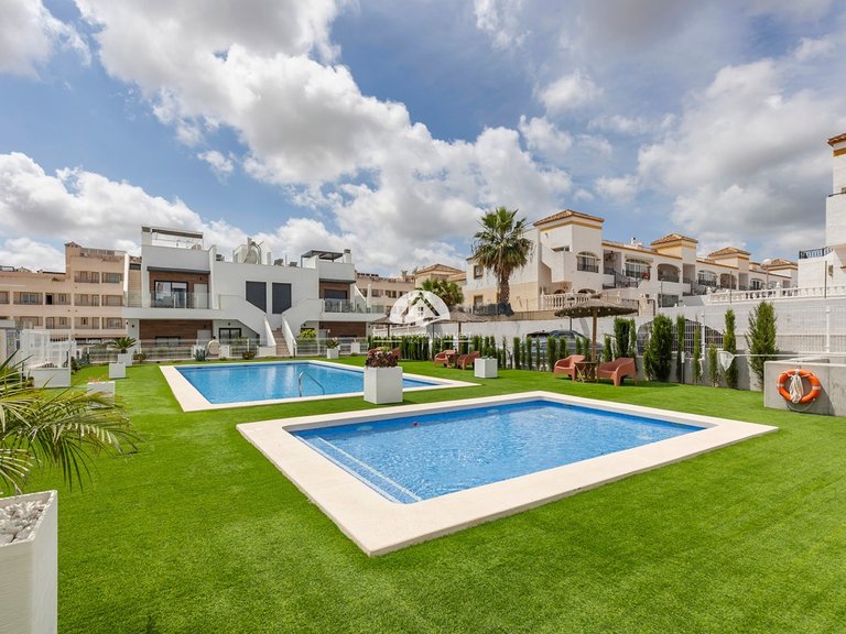 Apartment for Sale in Entre Naranjos Vistabella Golf Vistabella Golf, Alicante 41