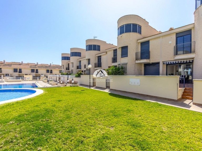 Town House for Sale in Cabo Roig - La Regia Orihuela Costa, Alicante 1