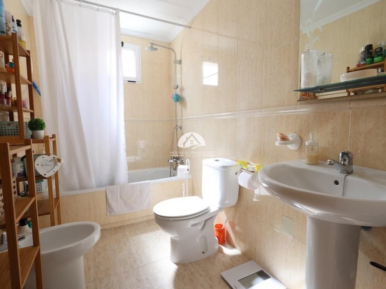 Apartment for Sale in La Mata Torrevieja, Alicante 10