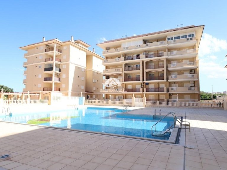 Apartment for Sale in La Mata Torrevieja, Alicante 16