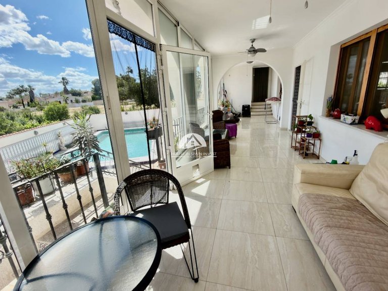 Villa for Sale in Ciudad Quesada Rojales - Ciudad Quesada, Alicante 13