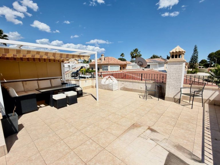 Villa for Sale in Ciudad Quesada Rojales - Ciudad Quesada, Alicante 18