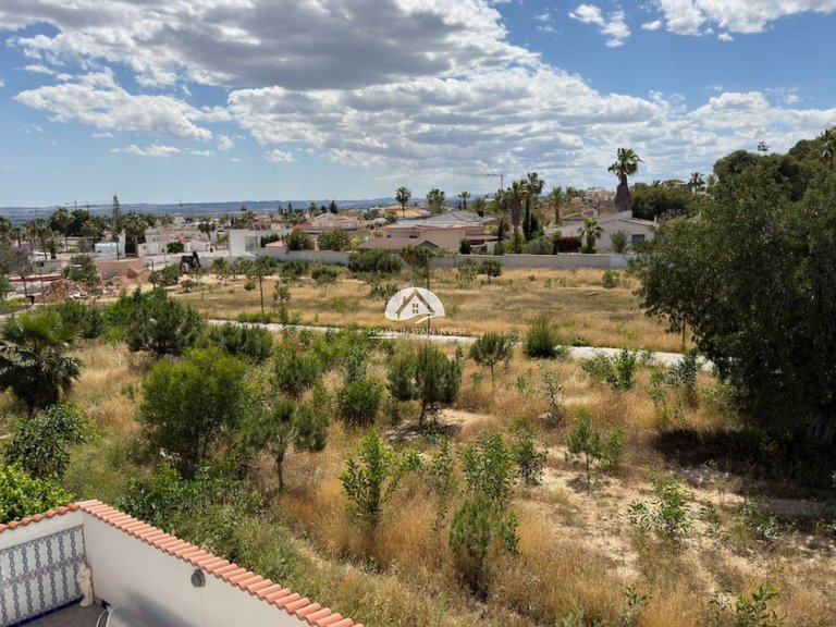 Villa for Sale in Ciudad Quesada Rojales - Ciudad Quesada, Alicante 20