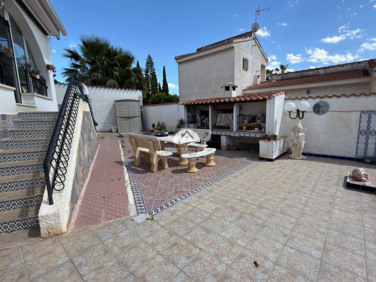 Villa for Sale in Ciudad Quesada Rojales - Ciudad Quesada, Alicante 25
