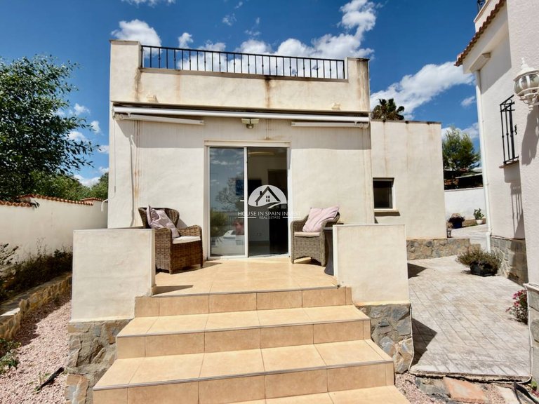 Villa for Sale in Ciudad Quesada Rojales - Ciudad Quesada, Alicante 34