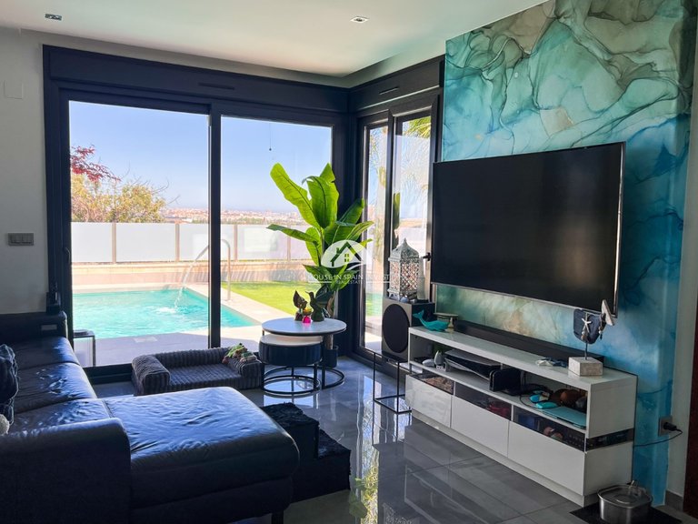 Villa for Sale in Los Balcones Torrevieja, Alicante 11