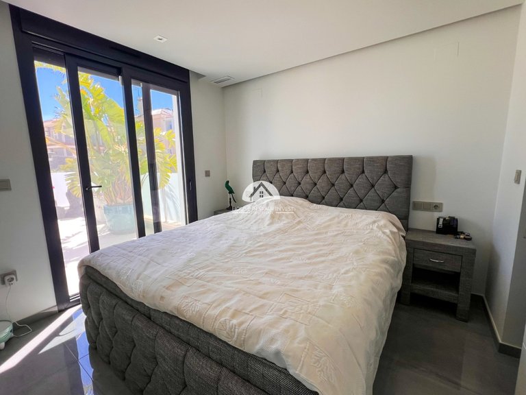 Villa for Sale in Los Balcones Torrevieja, Alicante 20