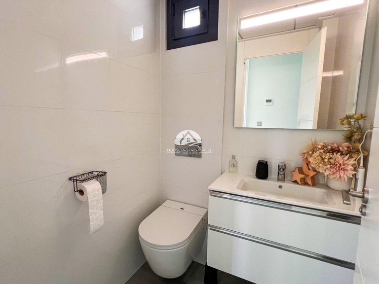 Villa for Sale in Los Balcones Torrevieja, Alicante 28