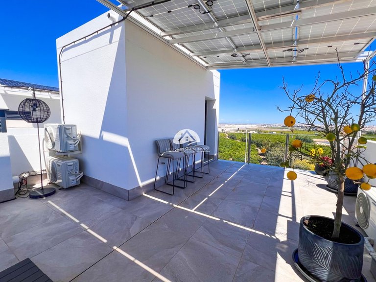 Villa for Sale in Los Balcones Torrevieja, Alicante 42
