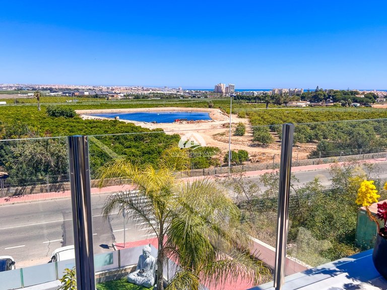 Villa for Sale in Los Balcones Torrevieja, Alicante 44