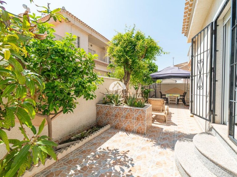 Villa for Sale in Playa Flamenca Orihuela Costa, Alicante 13