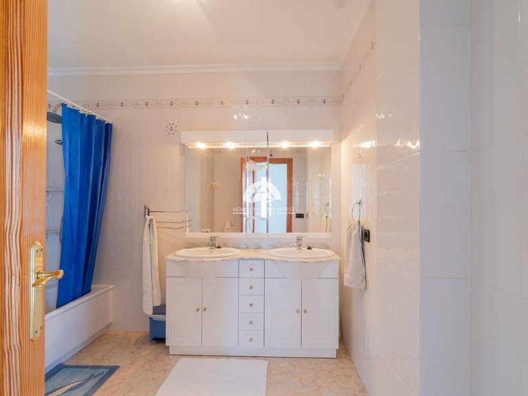 Villa for Sale in Playa Flamenca Orihuela Costa, Alicante 44