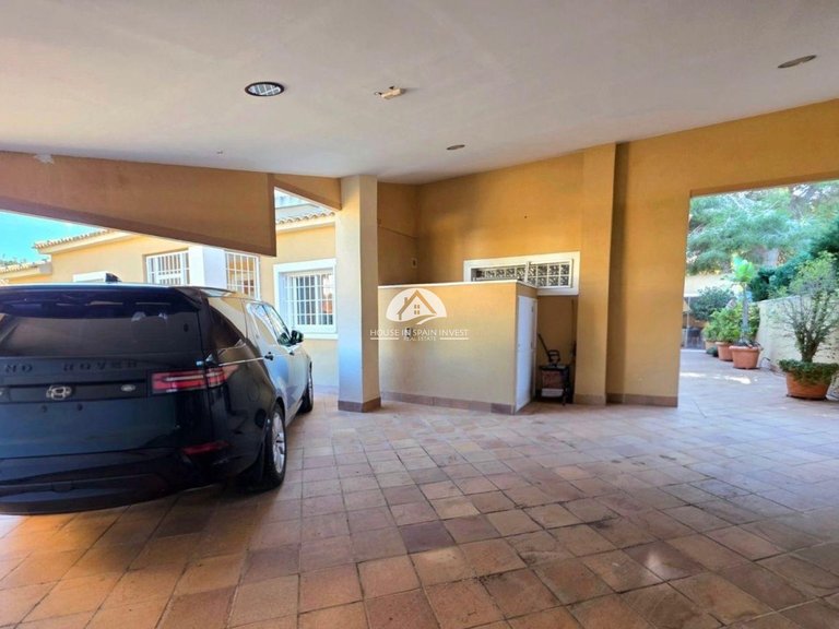 Villa for Sale in Dehesa de Campoamor Orihuela Costa, Alicante 27