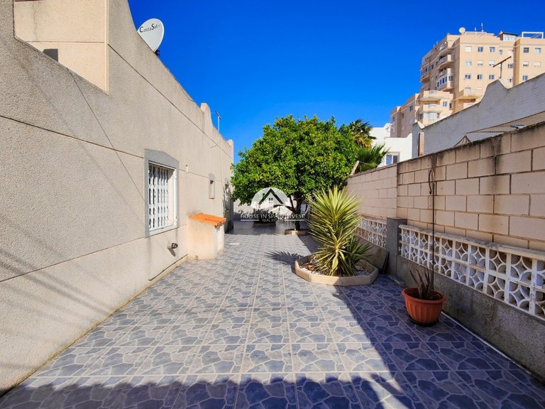 Town House for Sale in Nueva Torrevieja Torrevieja, Alicante 3