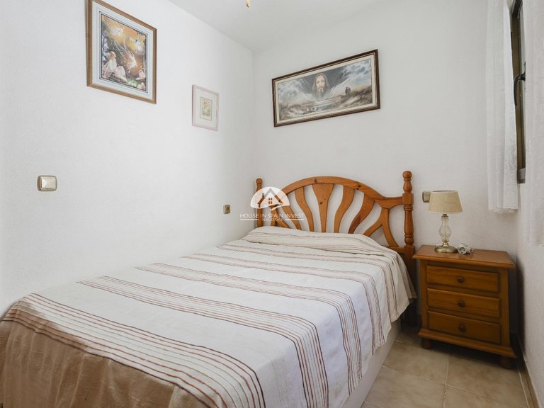 Penthouse for Sale in El Acequion - Los Náufragos Torrevieja, Alicante 24