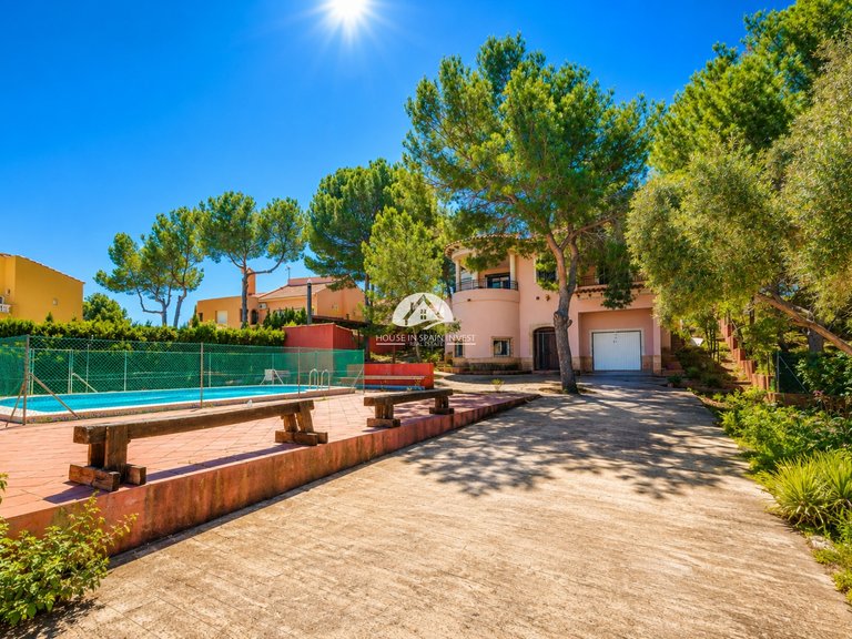 Villa for Sale in San Miguel de Salinas San Miguel De Salinas, Alicante 1