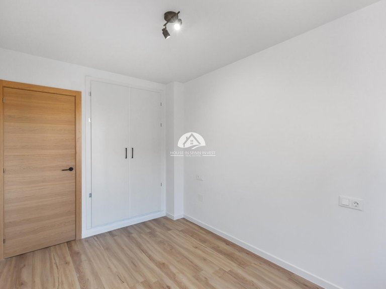 Apartment for Sale in La Mata Torrevieja, Alicante 14