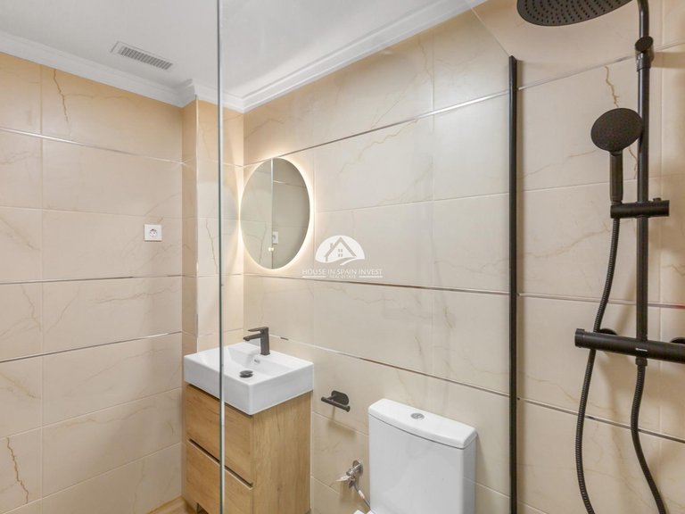 Apartment for Sale in La Mata Torrevieja, Alicante 17