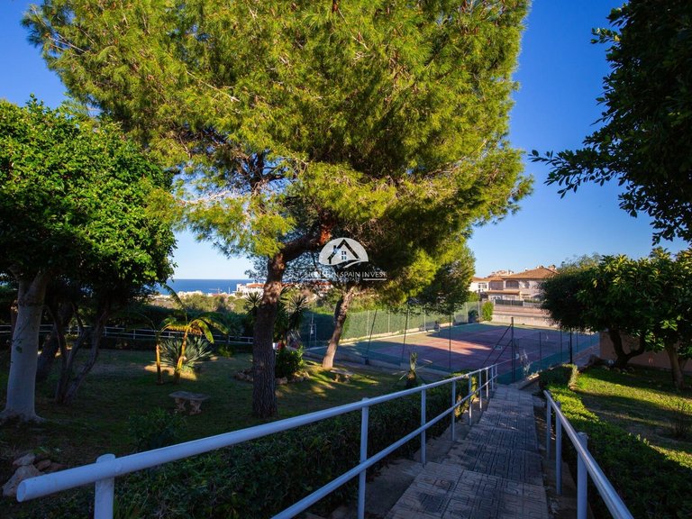 Apartment for Sale in La Mata Torrevieja, Alicante 23