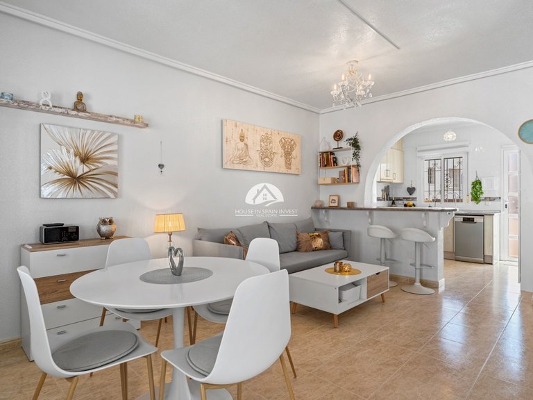 Villa for Sale in Monte Azul Benijofar, Alicante 7